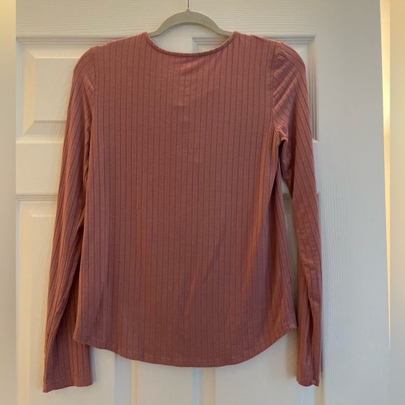 Long Sleeve Laced V Neck Top - Picture 2 of 2